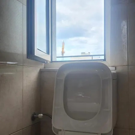 Flori Penthouse 3 * Tirana